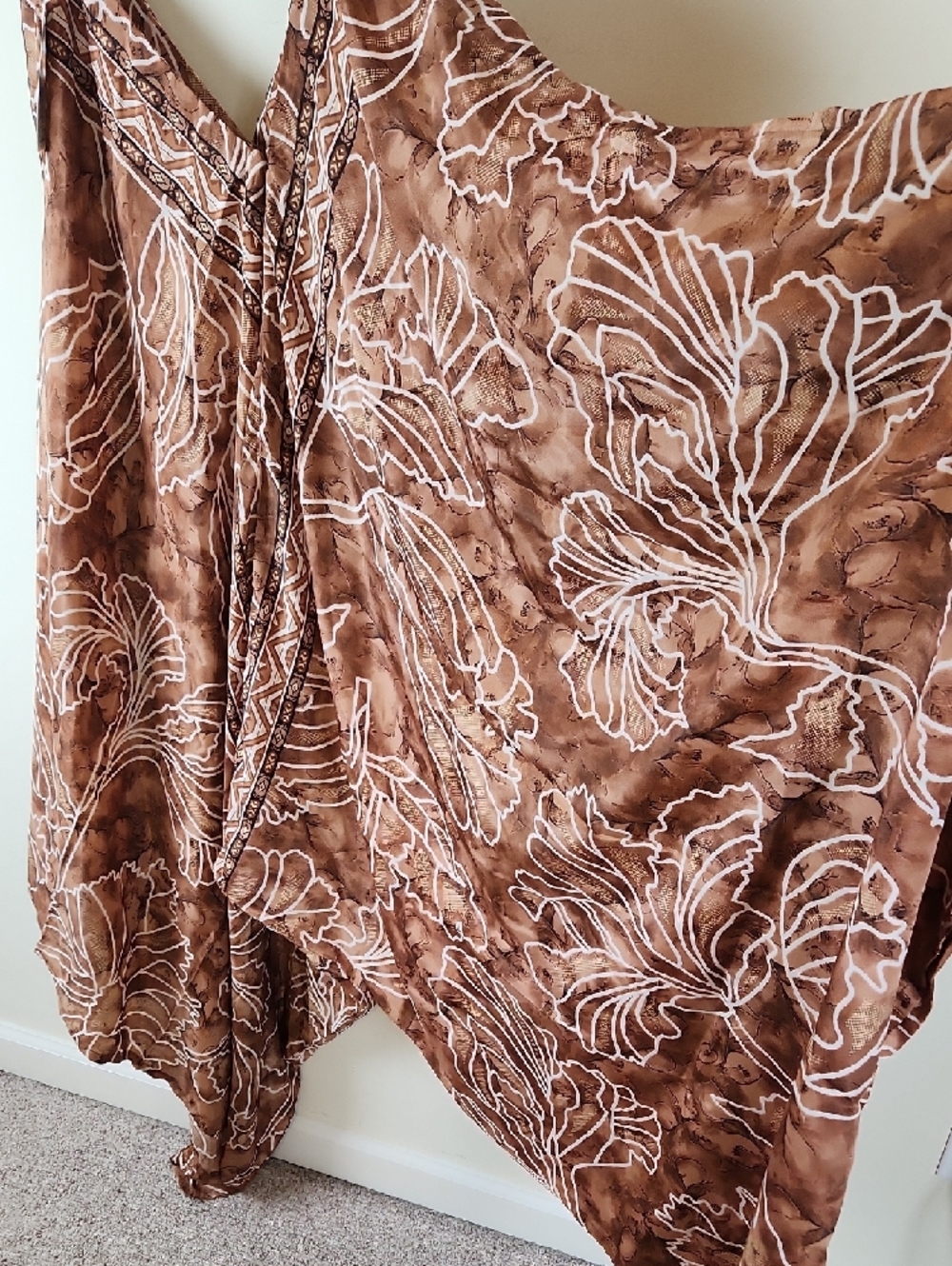 Wevez Brown Silk Floral Tie-Shoulder Romper Jumpsuit With Pockets